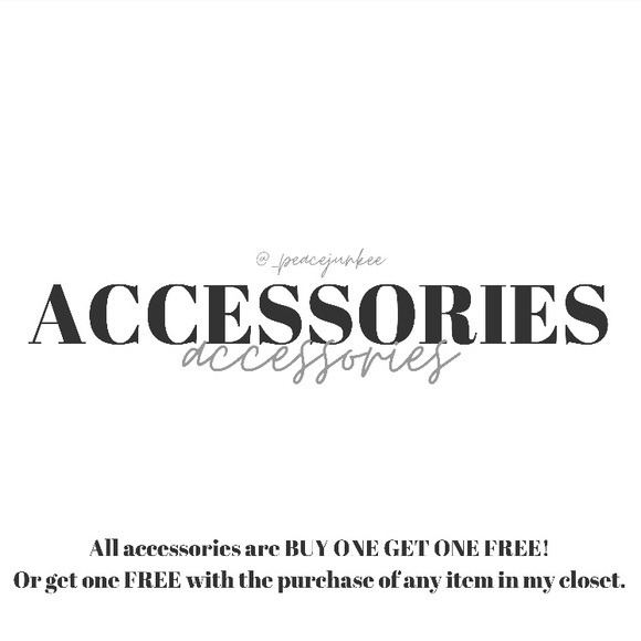 ✨ACCESSORIES✨ - Picture 1 of 3